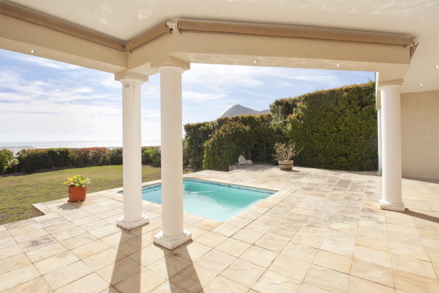 To Let 4 Bedroom Property for Rent in Belvedere Western Cape